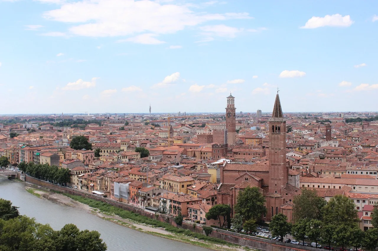 Sviluppo siti web Verona 2026 | Prezzi e tempistiche reali