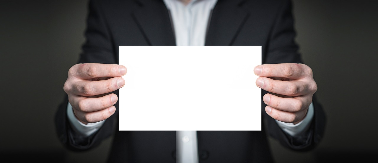 Vantaggi sito web freelance rispetto agenzia (2026)